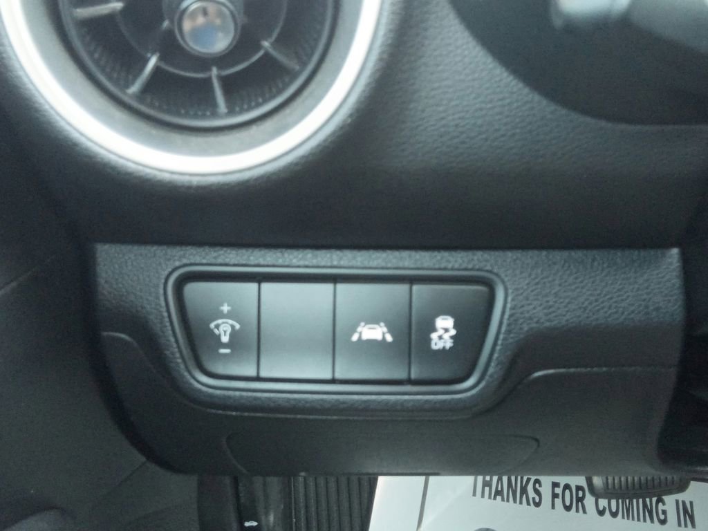 Used 2021 Kia Forte LXS FWD image 28