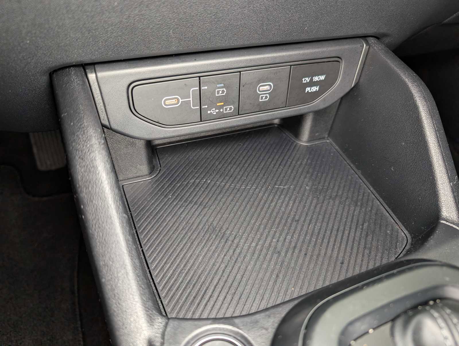 Certified 2025 Kia K4 FWD image 28