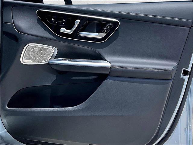 Used 2026 Mercedes-Benz GLC 300 4MATIC image 19