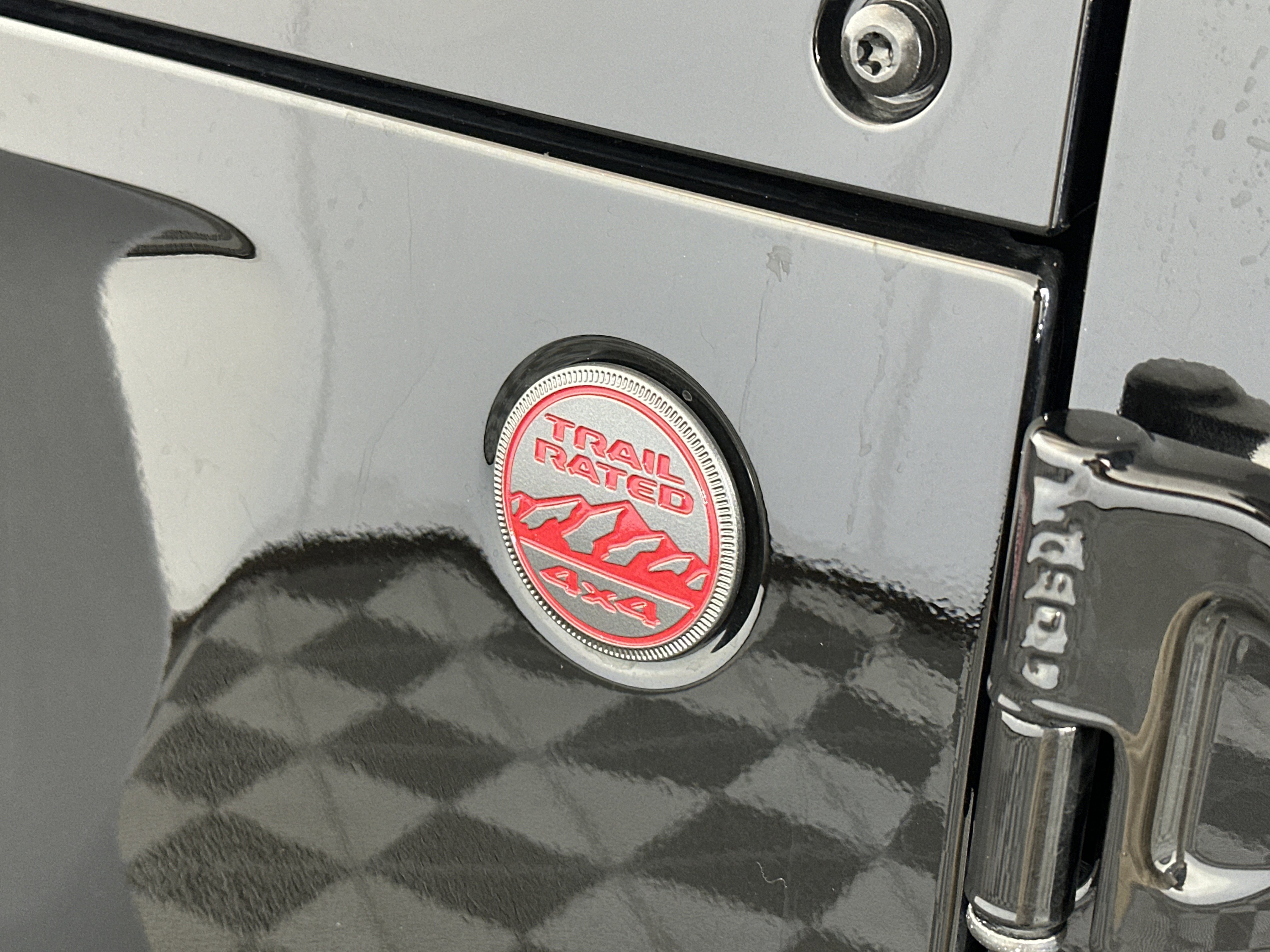 Used 2024 Jeep Wrangler Unlimited Rubicon w/ Technology Group image 16