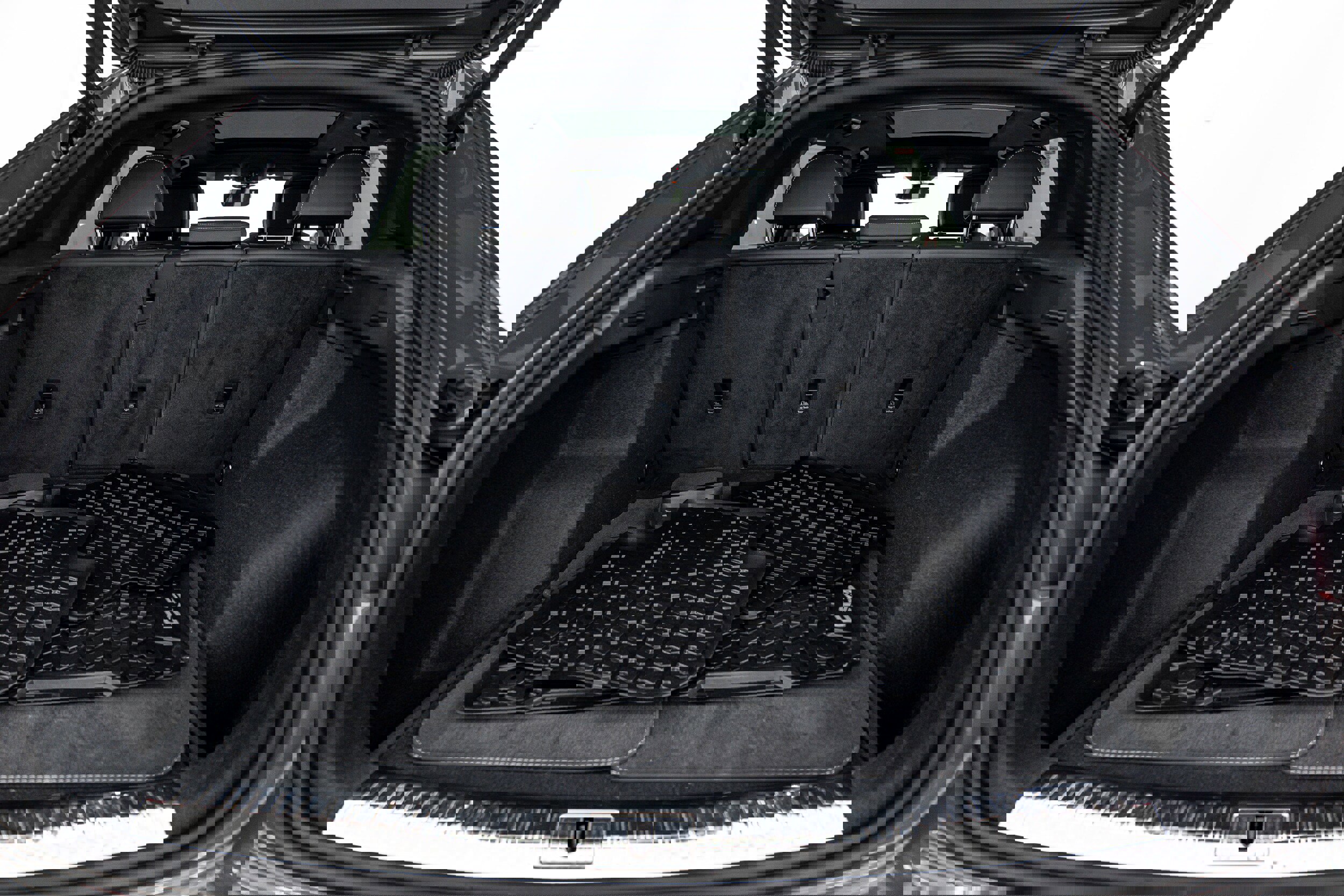 Certified 2025 Audi Q3 2.0T Premium w/ Convenience Package image 19