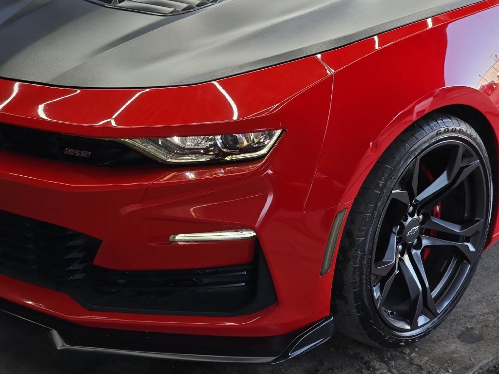 Used 2021 Chevrolet Camaro SS RWD image 20