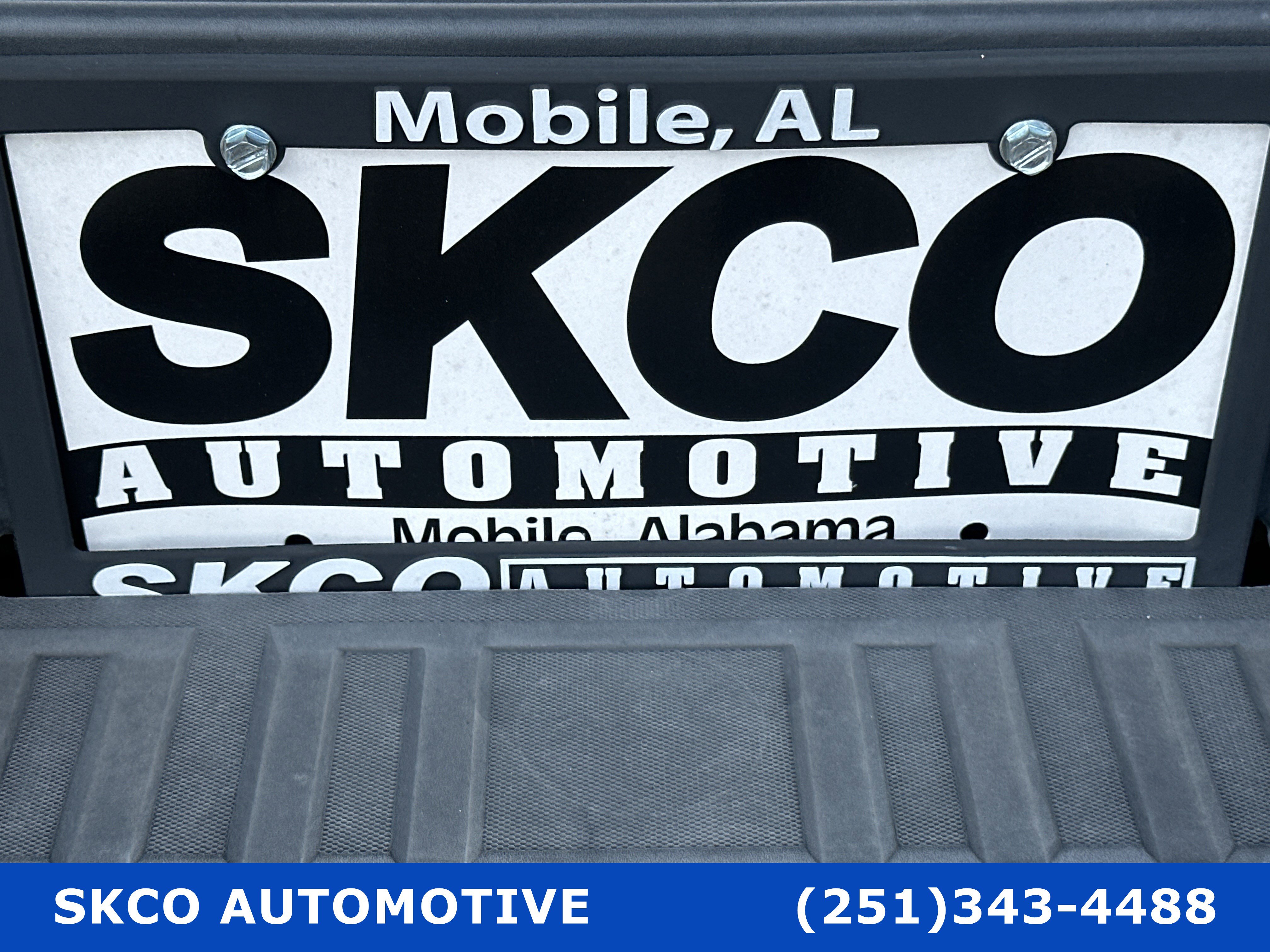 Used 2017 Chevrolet Silverado 1500 LTZ w/ High Desert Package image 27