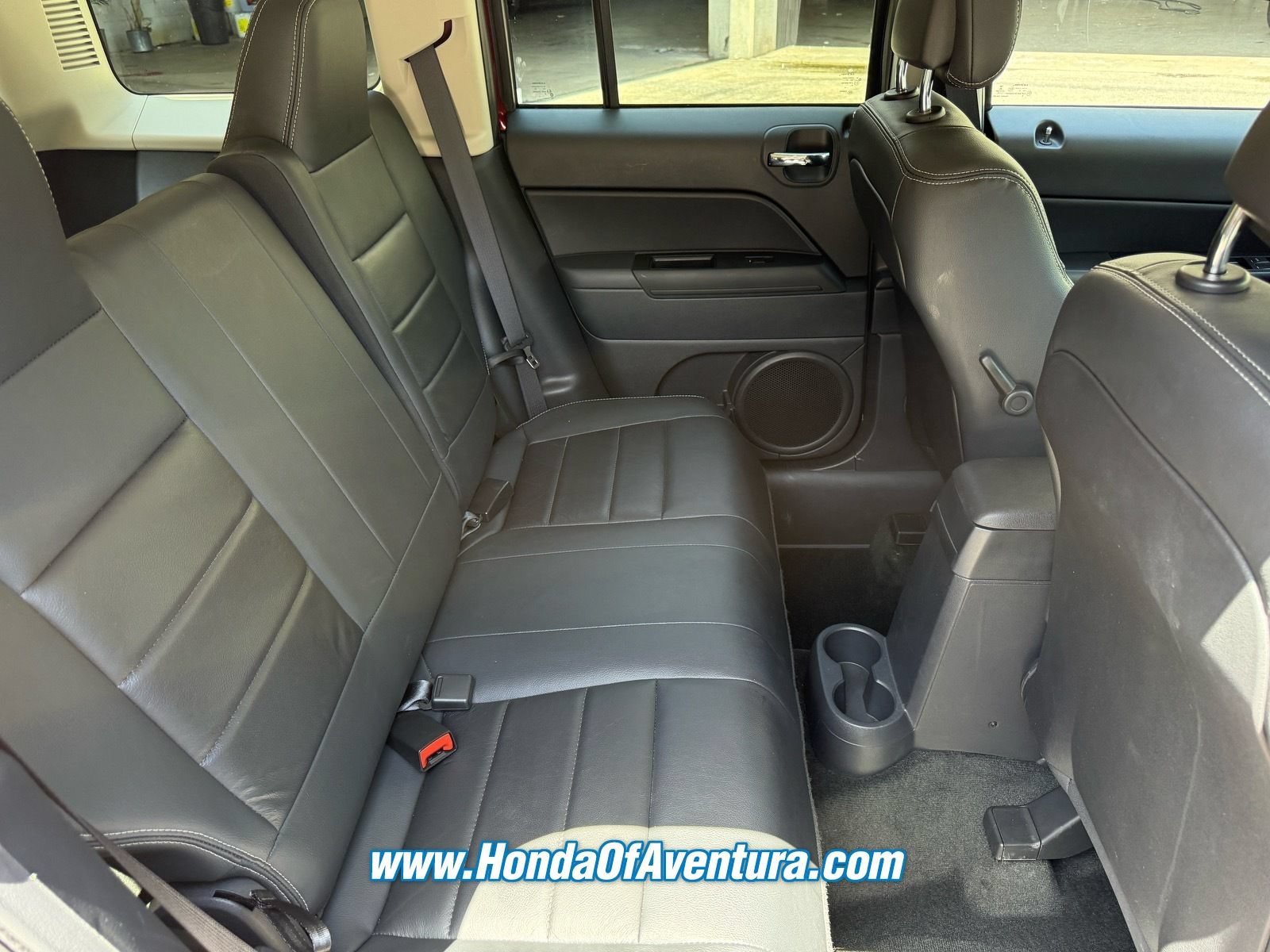 Used 2016 Jeep Patriot High Altitude FWD image 13