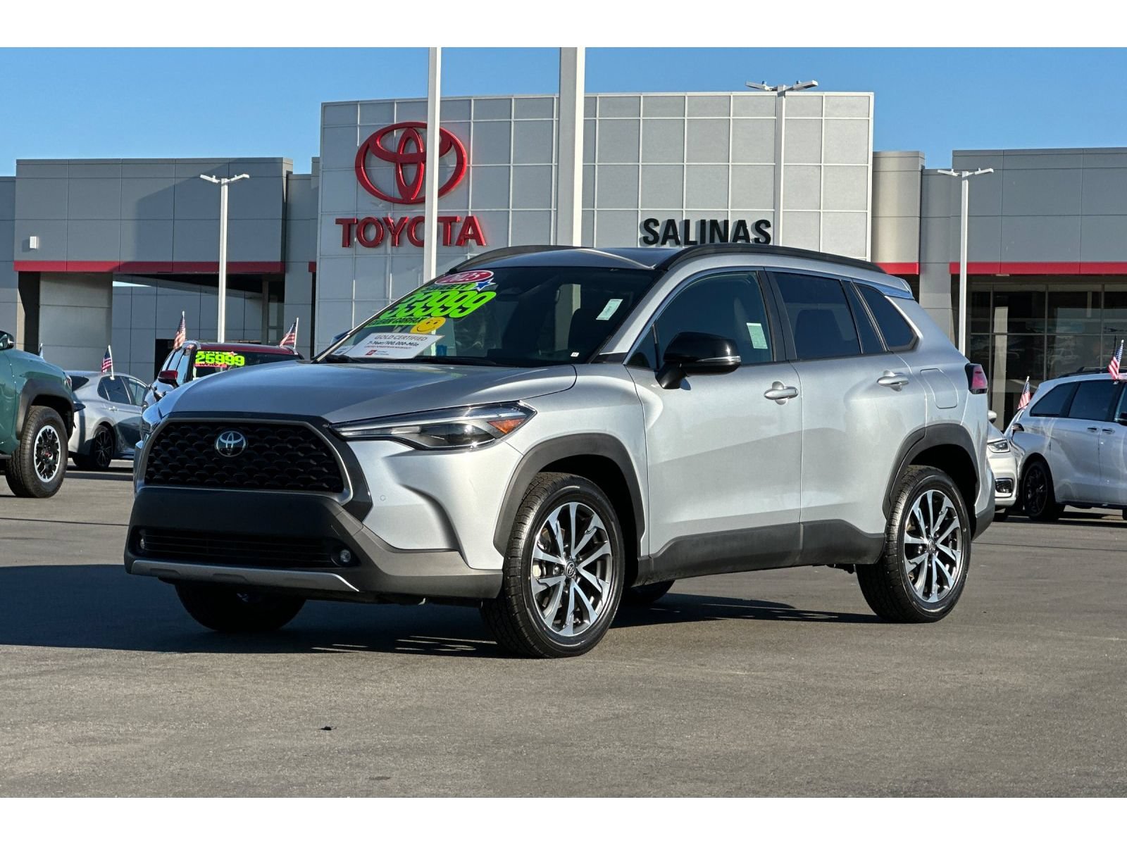 Used 2025 Toyota Corolla Cross XLE AWD/4WD image 8