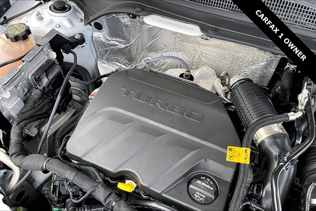 Used 2025 Chevrolet Trax ACTIV image 29