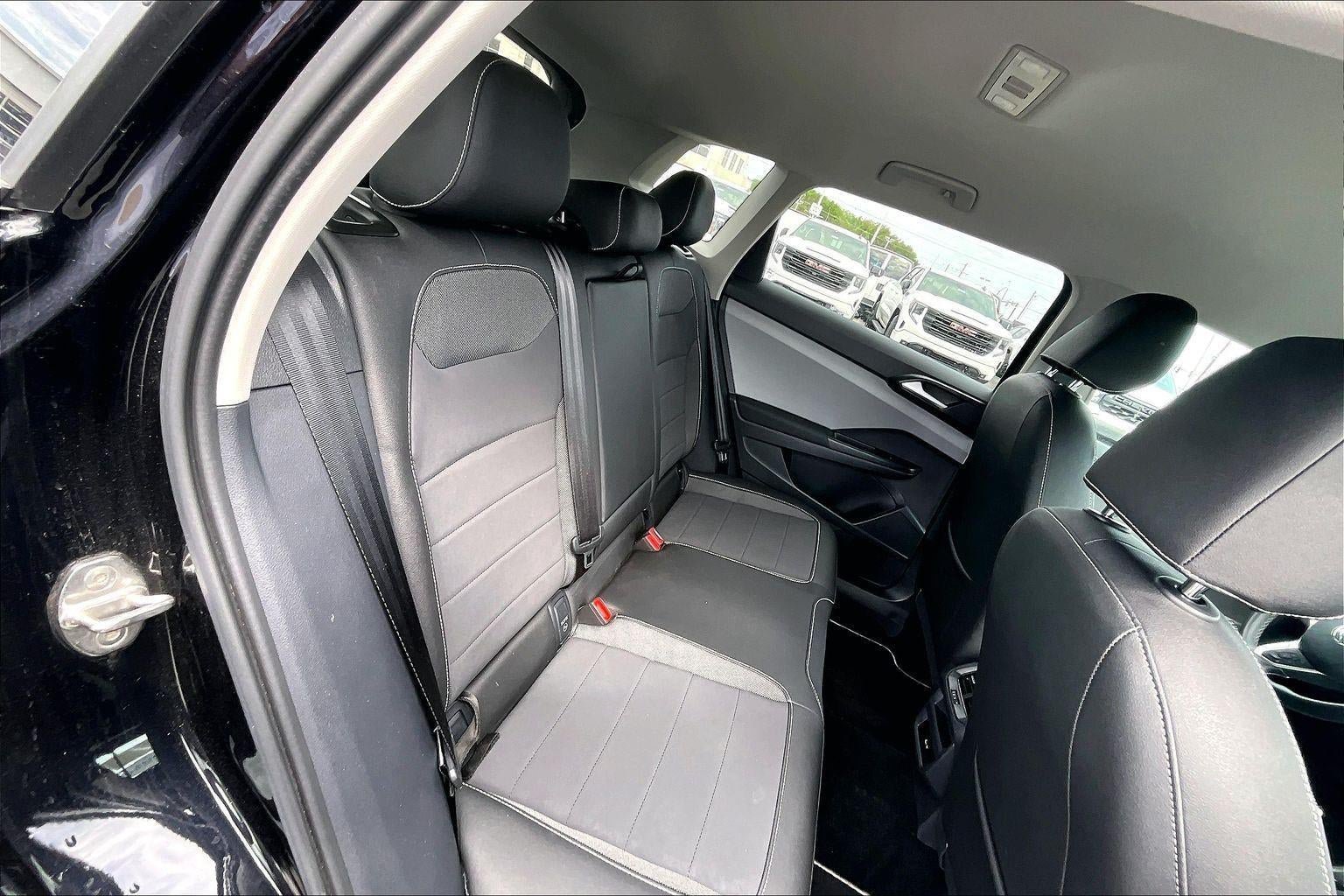 Used 2023 Volkswagen Taos SE AWD/4WD image 25
