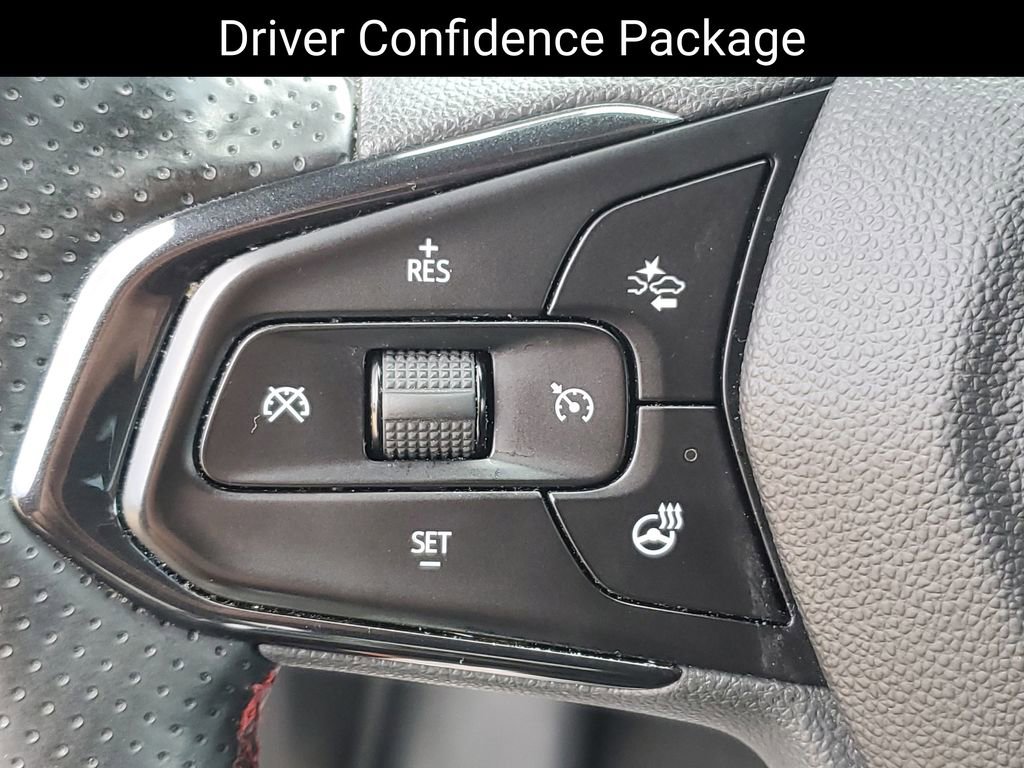 Certified 2024 Chevrolet Trax RS w/ Driver Confidence Package FWD image 11