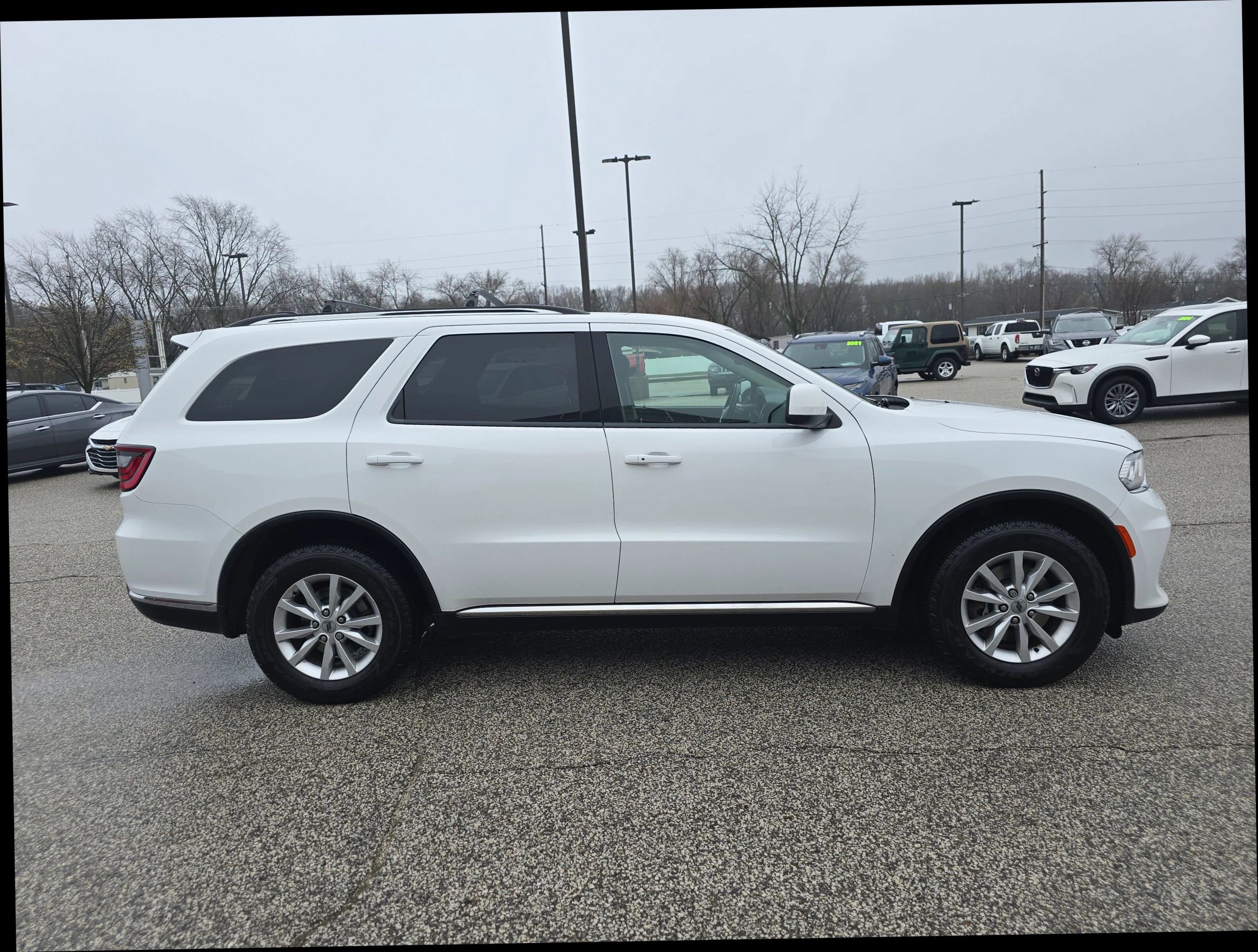 Used 2022 Dodge Durango SXT w/ Popular Equipment Group image 5