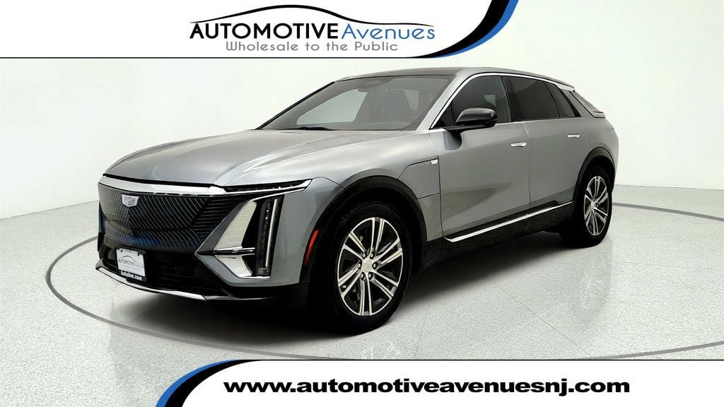Used 2023 Cadillac Lyriq AWD image 1