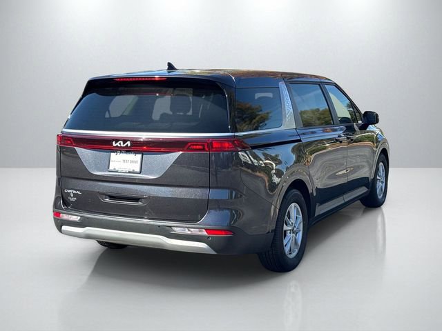 Certified 2023 Kia Carnival LX image 7