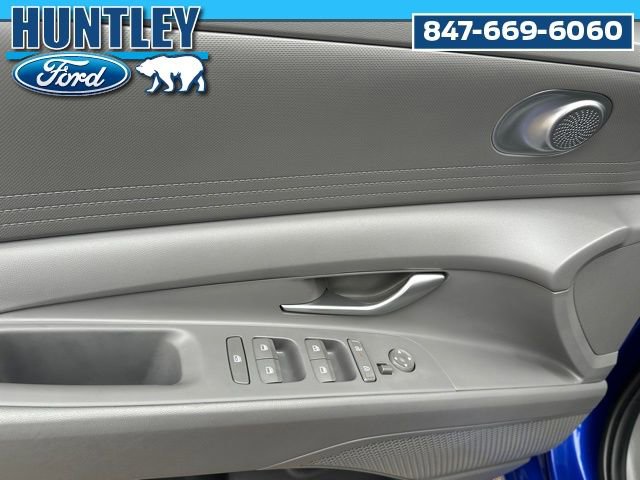 Used 2024 Hyundai Elantra SEL image 19