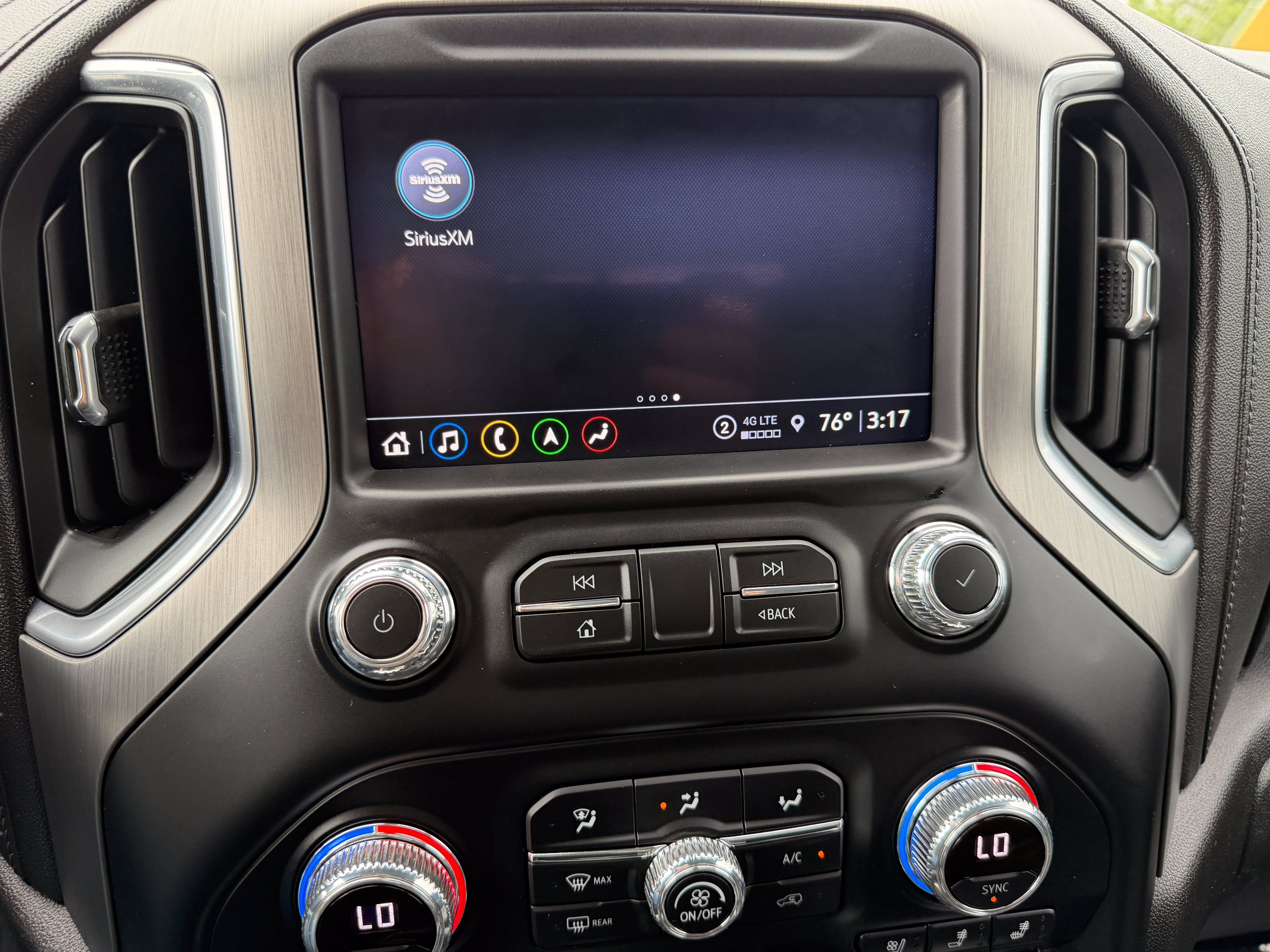 Used 2022 GMC Sierra 1500 Denali w/ Denali Premium Package AWD/4WD image 23