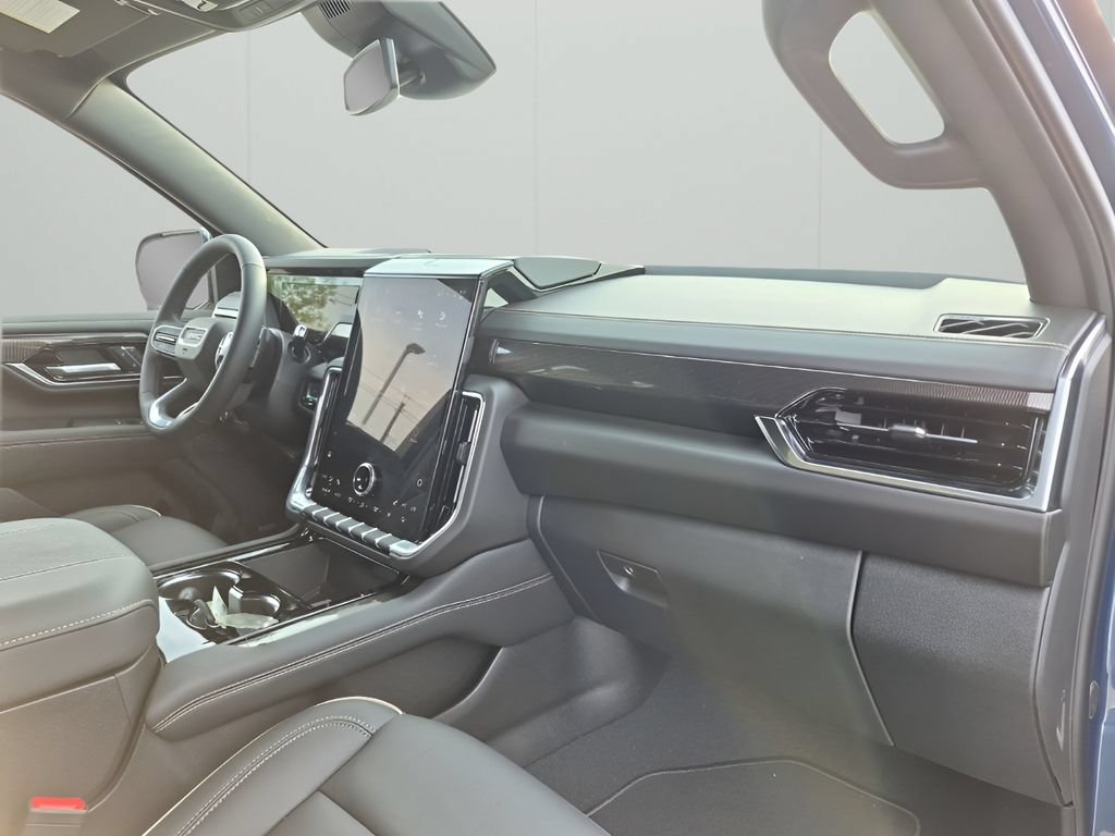 New 2026 GMC Yukon Elevation RWD image 14