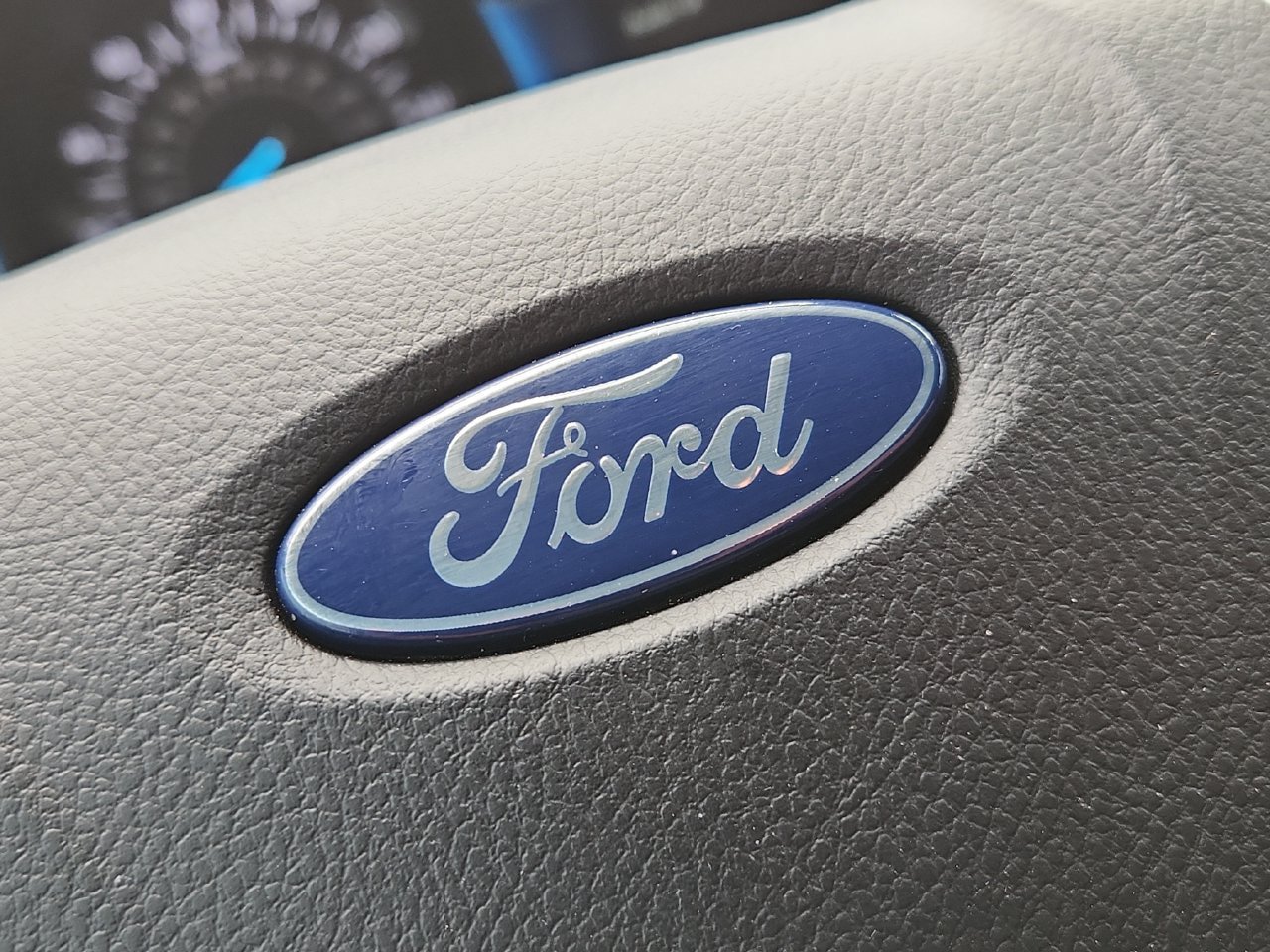 Used 2024 Ford Edge ST-Line AWD/4WD image 30