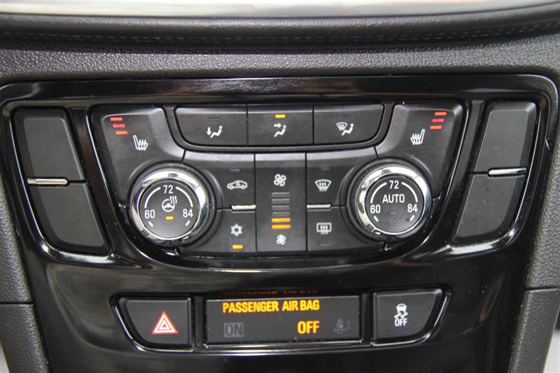 Used 2019 Buick Encore Essence AWD/4WD image 33