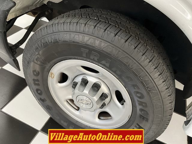 Used 2019 Chevrolet Express 2500 w/ Driver Convenience Package image 10