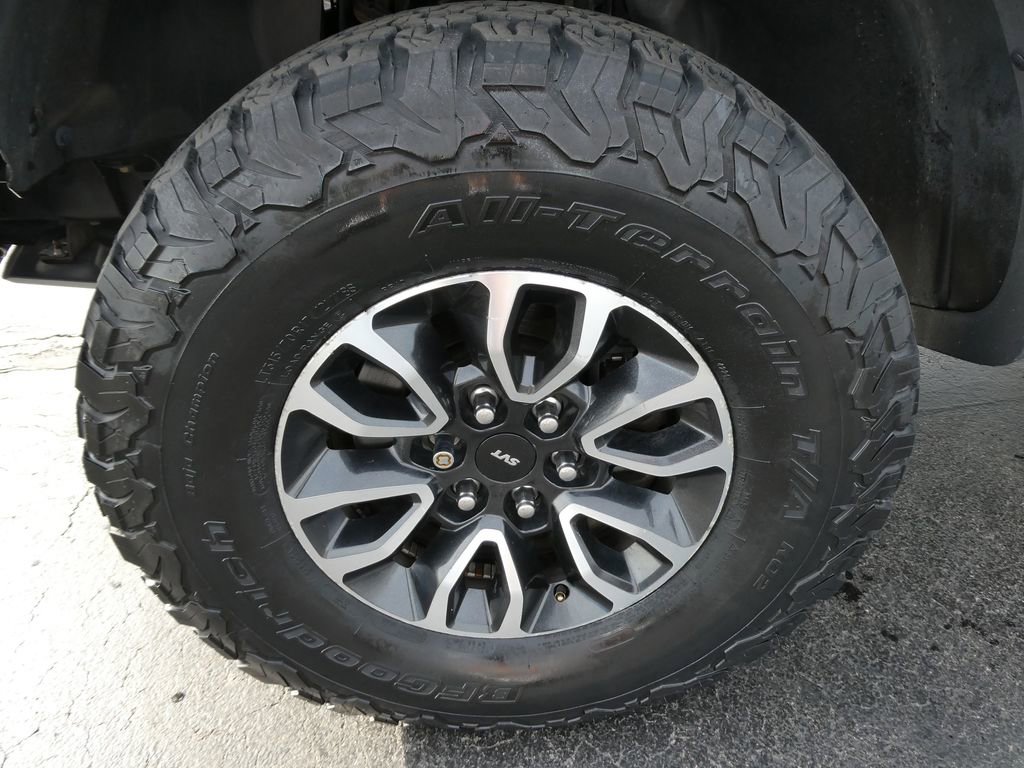 Used 2014 Ford F150 Raptor w/ Equipment Group 801A Luxury image 10