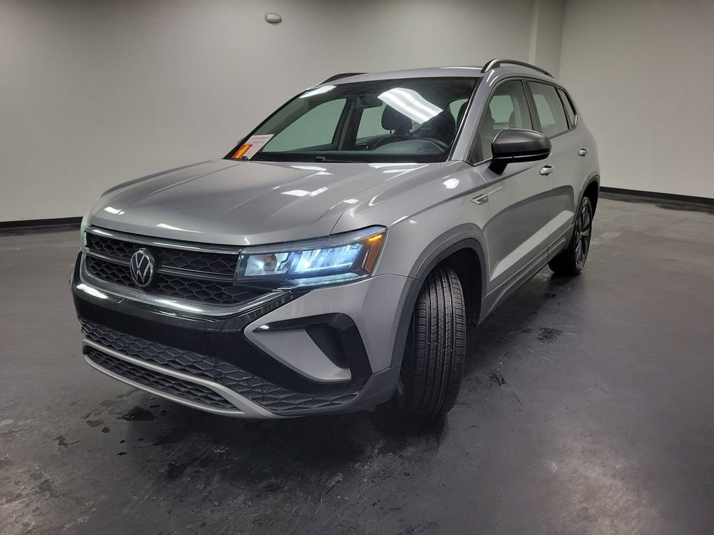 Used 2022 Volkswagen Taos S image 4