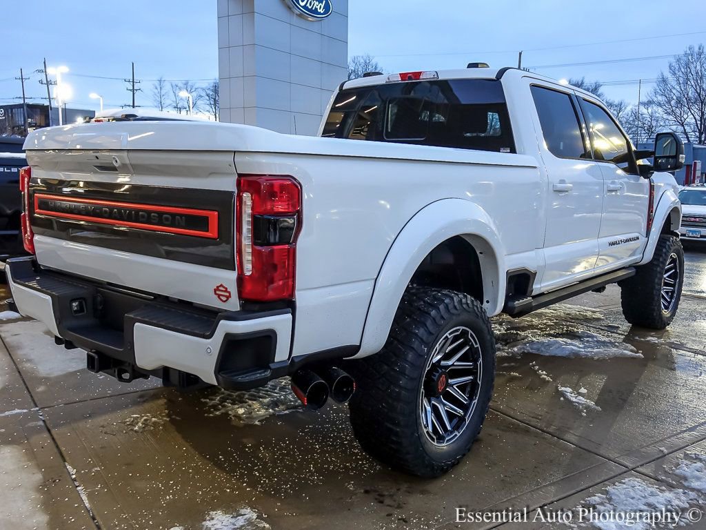 New 2026 Ford F250 Lariat w/ Black Appearance Package image 8