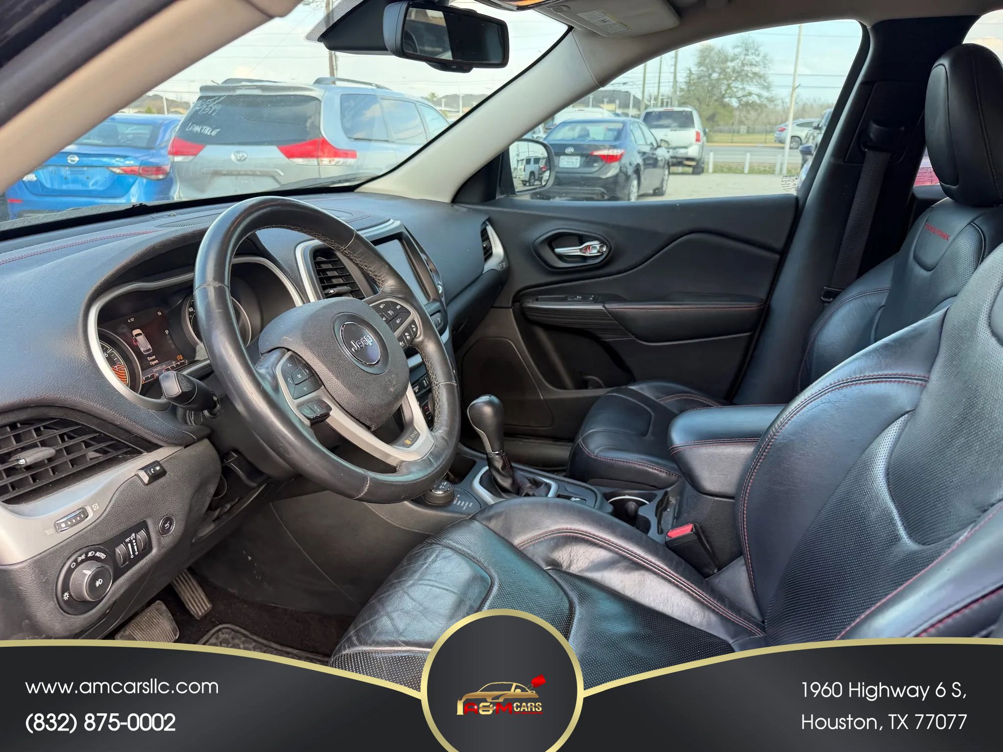 Used 2015 Jeep Cherokee Trailhawk w/ Comfort/Convenience Group image 4