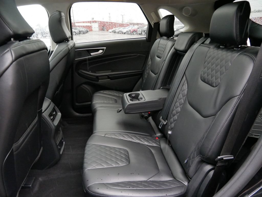 Certified 2024 Ford Edge Titanium w/ Equipment Group 301A AWD/4WD image 11
