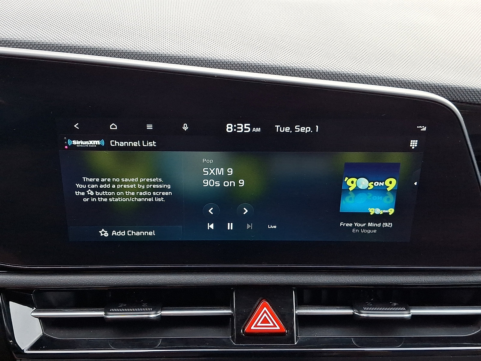 Used 2023 Kia Niro Wind w/ Wind Preserve Package FWD image 17