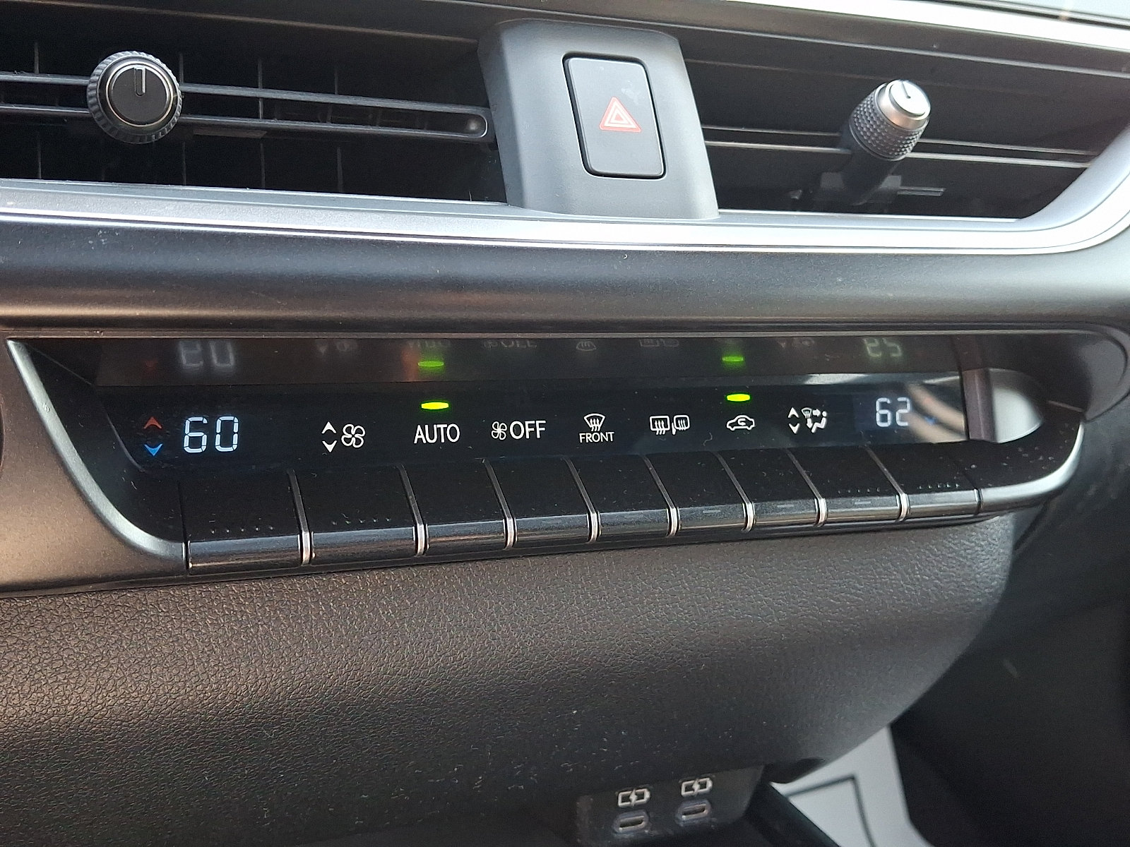 Used 2024 Lexus UX 250h AWD w/ Premium Package image 16