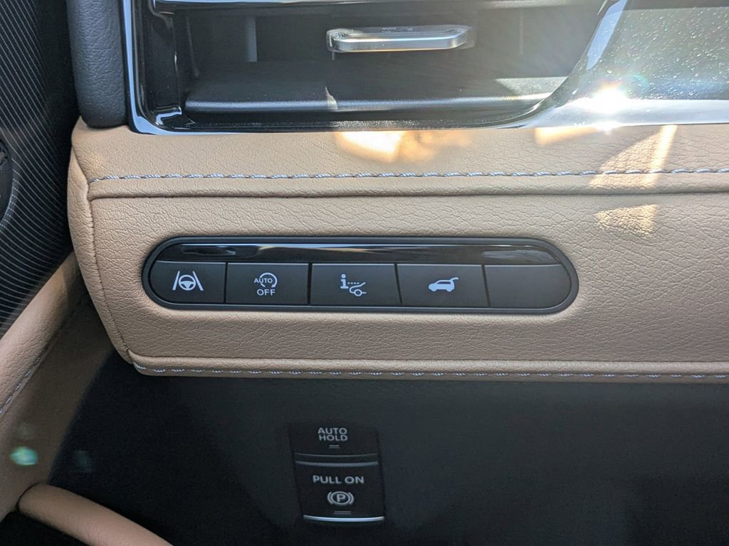 New 2026 INFINITI QX80 Luxe RWD image 28