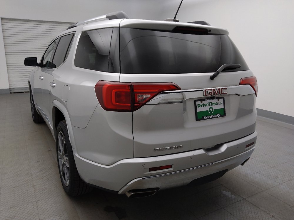 Used 2019 GMC Acadia Denali w/ Technology Package FWD image 6