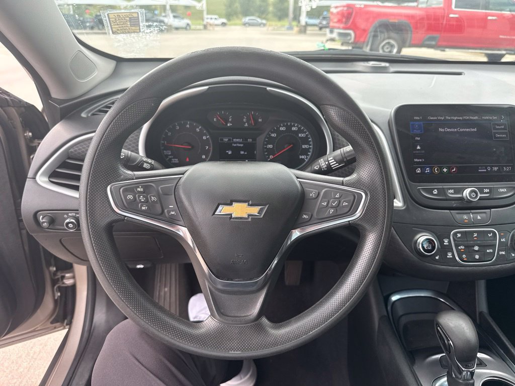 Used 2023 Chevrolet Malibu LT w/ Driver Confidence Package FWD image 10