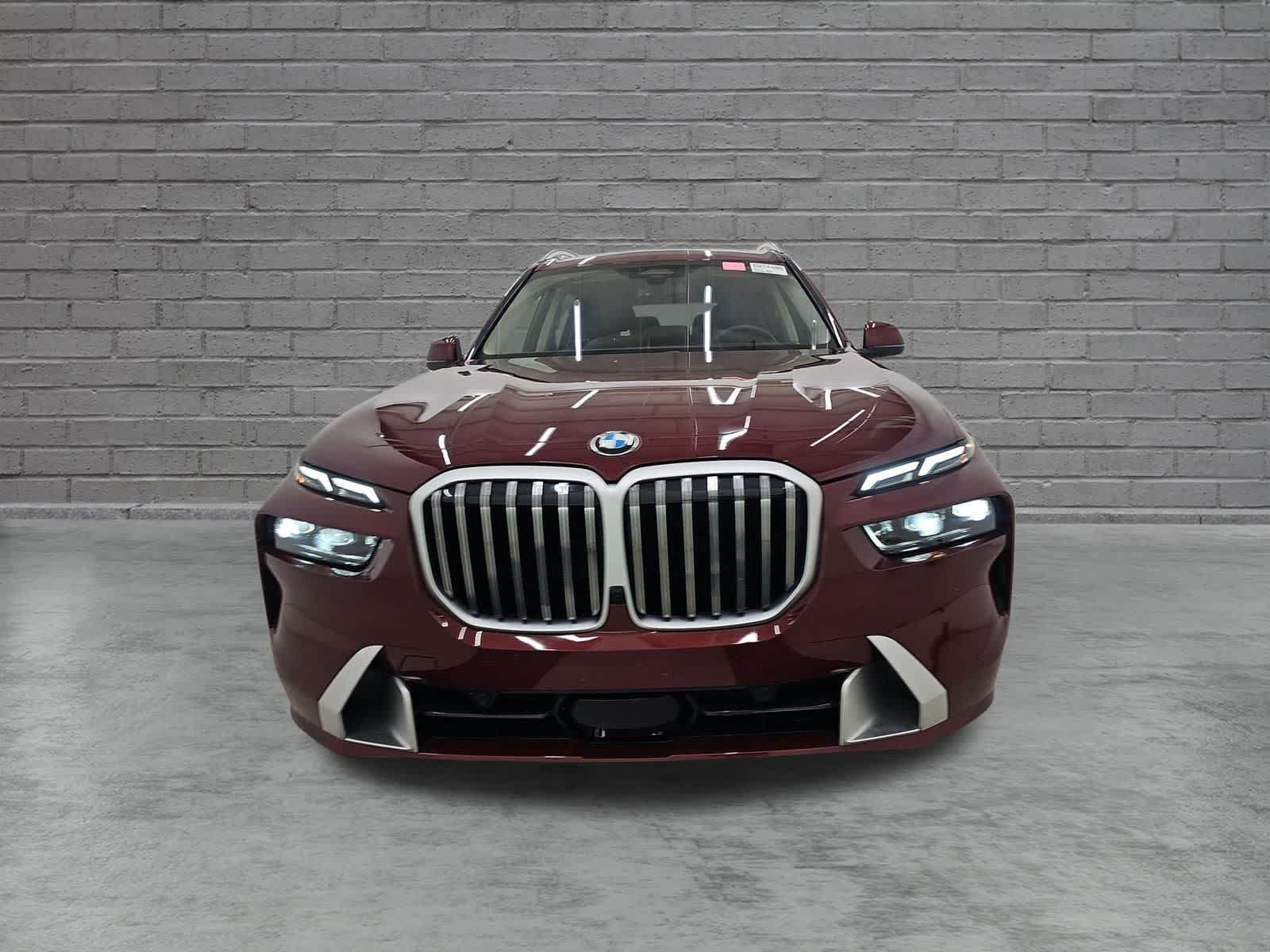 Used 2026 BMW X7 xDrive40i AWD/4WD image 2