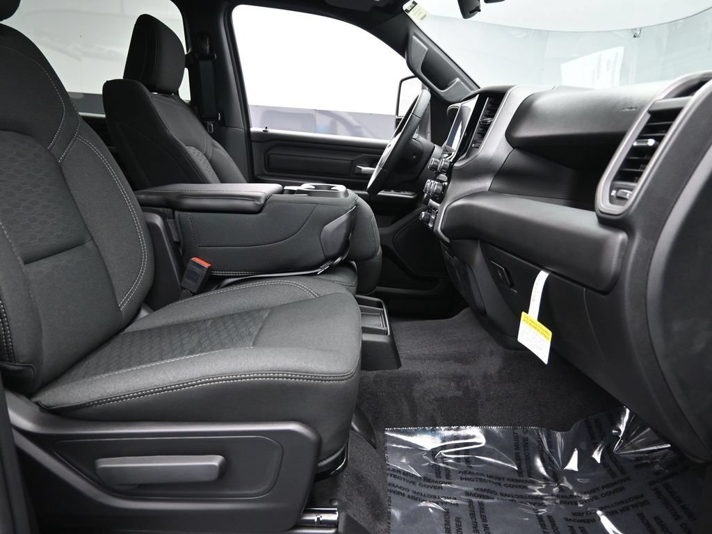 Used 2025 RAM 1500 Tradesman AWD/4WD image 31