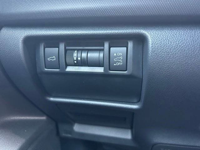 Used 2025 Subaru Forester Limited AWD/4WD image 21