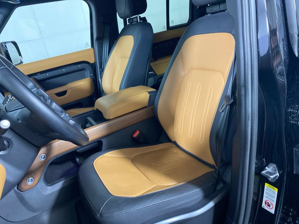 Used 2024 Land Rover Defender 110 X AWD/4WD image 12
