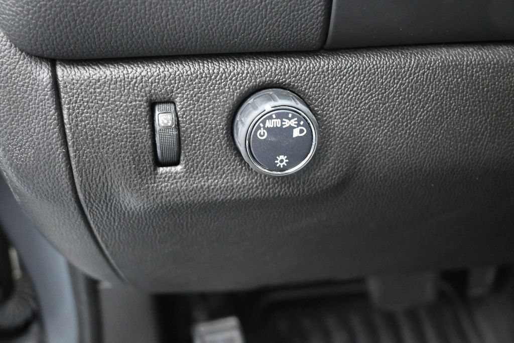 Used 2021 Chevrolet Colorado LT w/ Fleet Safety Package RWD image 20