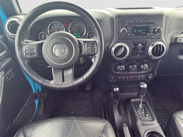 Used 2018 Jeep Wrangler Unlimited Sahara w/ Connectivity Group image 15