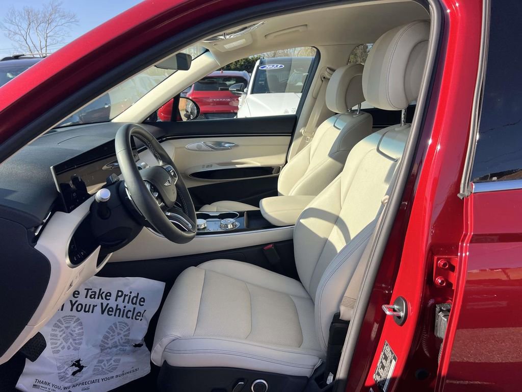 Certified 2026 Genesis GV70 2.5T image 11