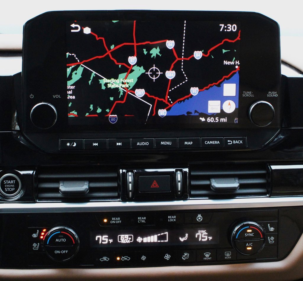 Certified 2023 Nissan Pathfinder Platinum image 40