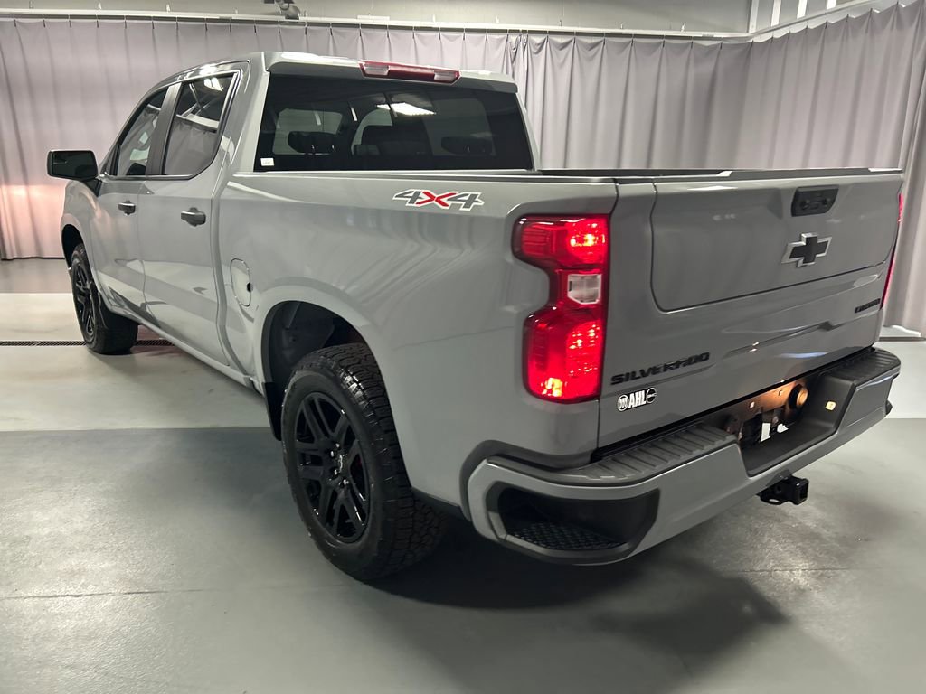 Used 2024 Chevrolet Silverado 1500 Custom w/ LPO, Dark Essentials Package AWD/4WD image 5