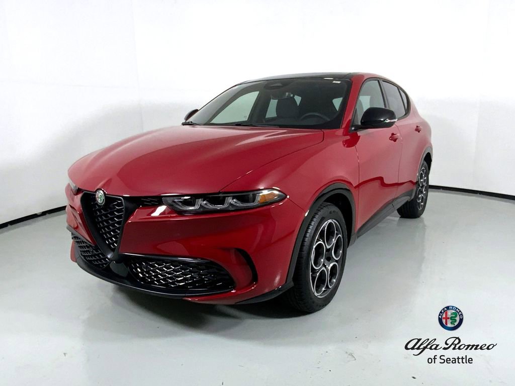 New 2025 Alfa Romeo Tonale AWD/4WD image 1
