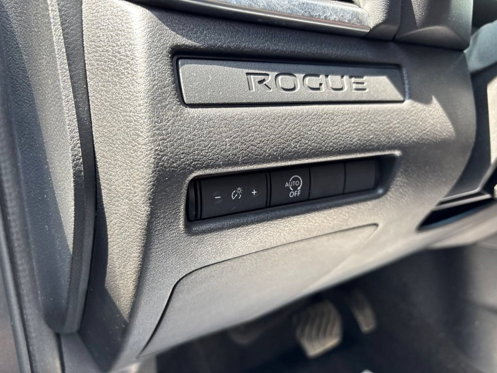 Certified 2023 Nissan Rogue S AWD/4WD image 16