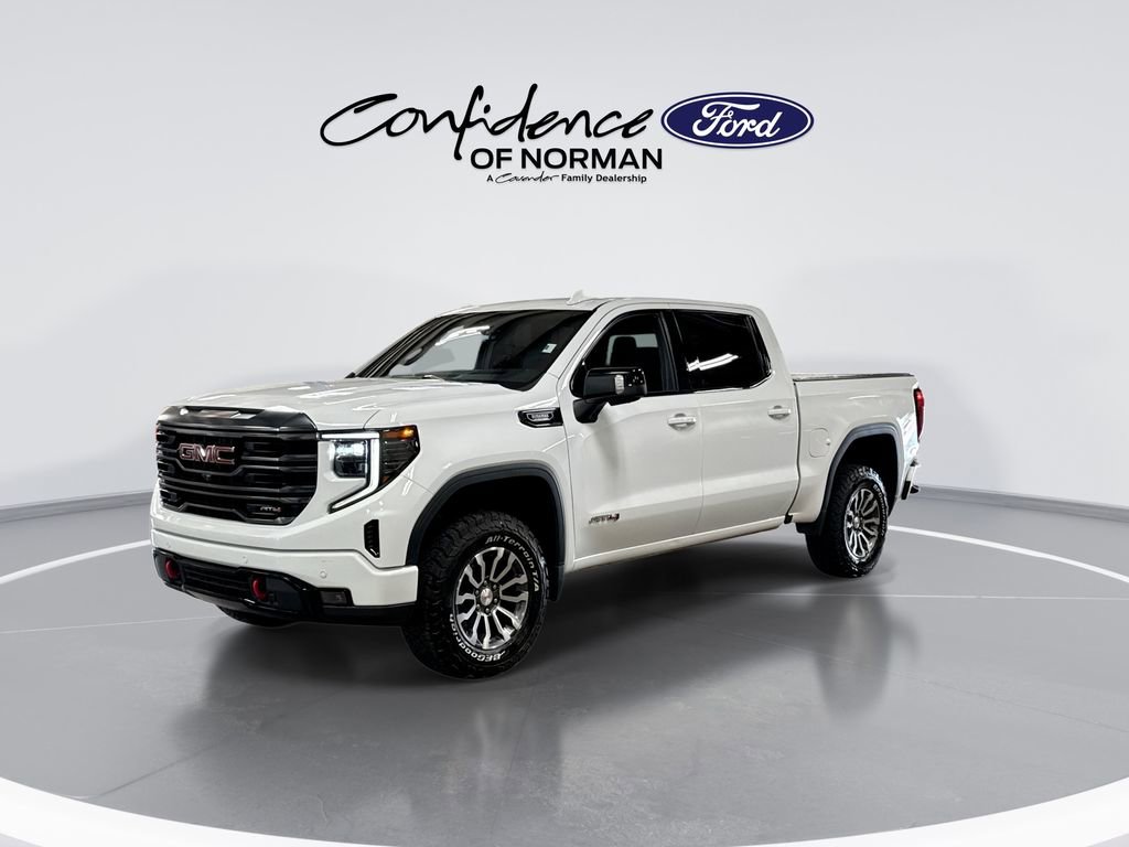 Used 2023 GMC Sierra 1500 AT4 w/ AT4 Premium Package AWD/4WD image 4