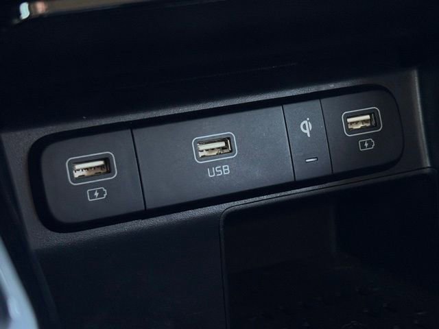 Used 2022 Kia Sorento SX image 43