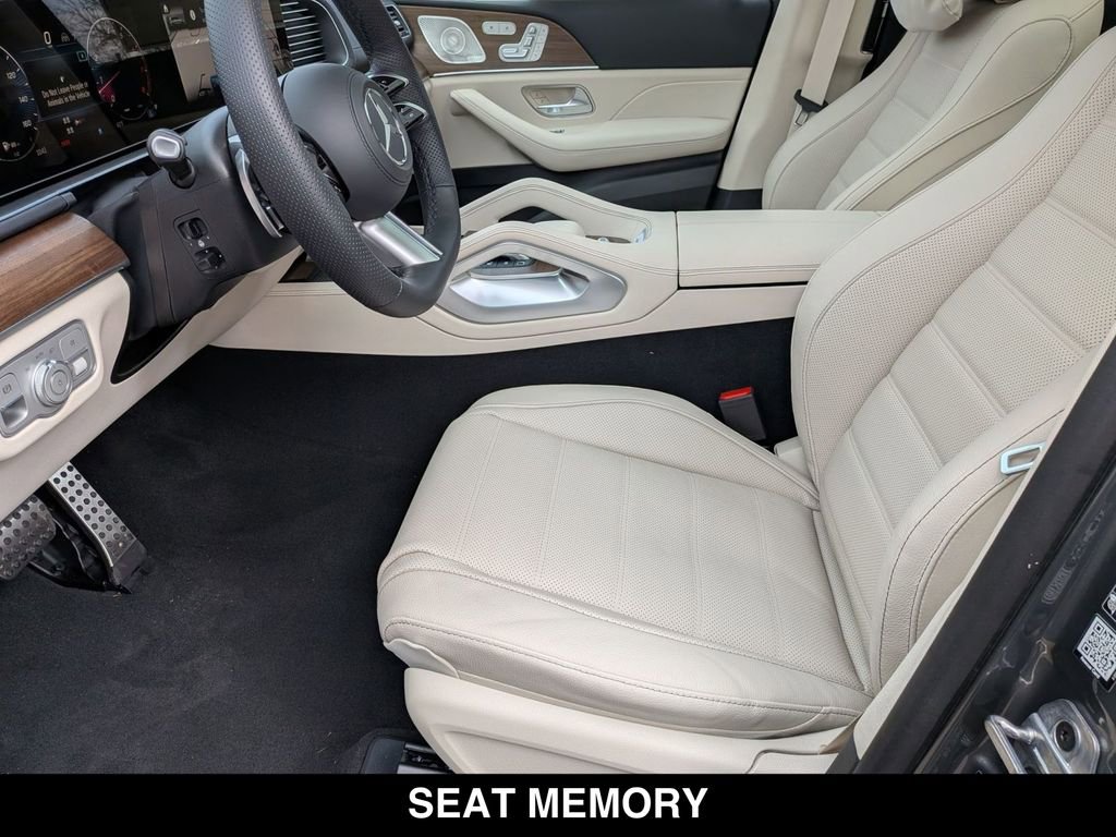 New 2026 Mercedes-Benz GLS 450 4MATIC image 15