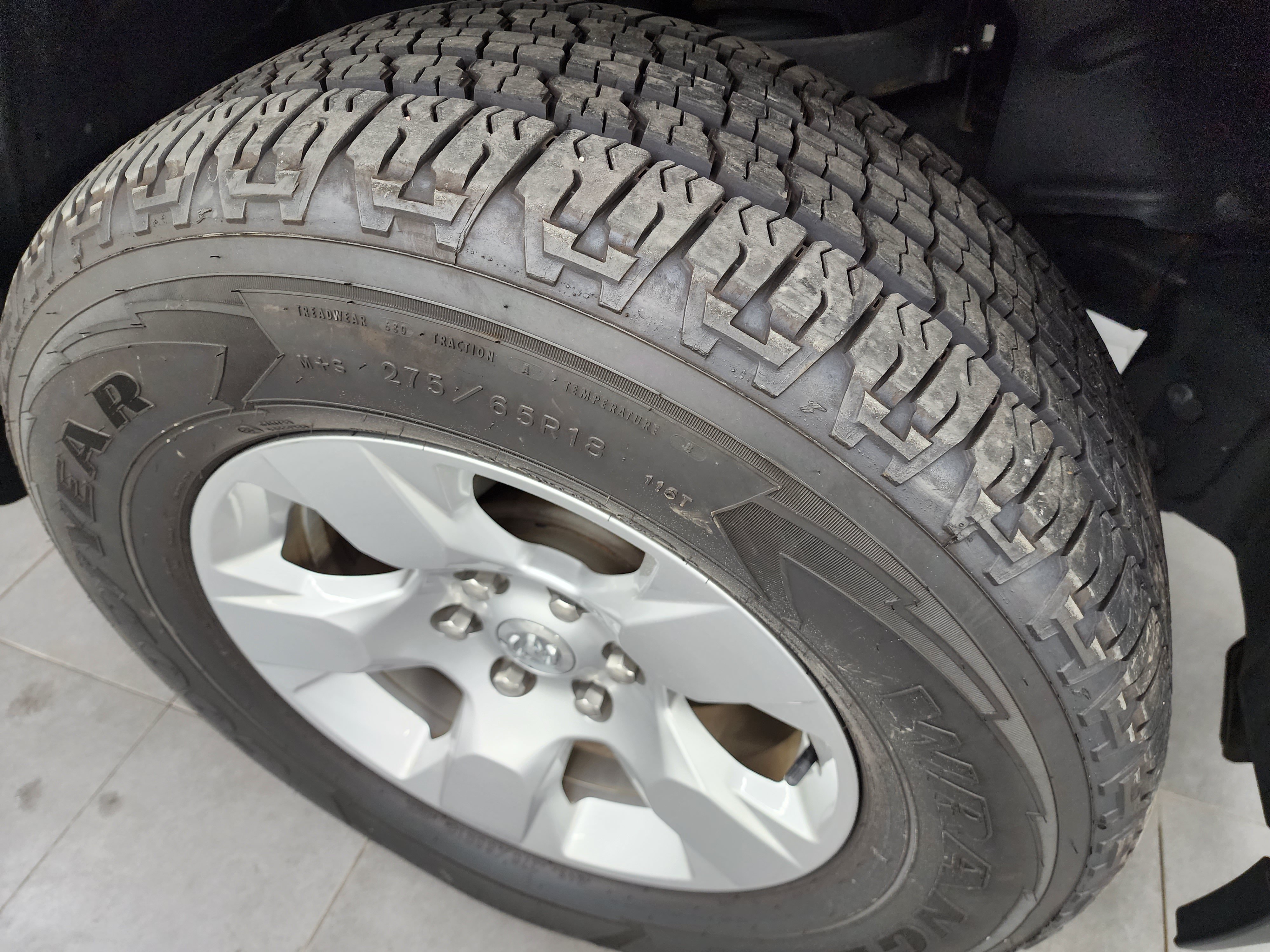 Used 2020 RAM 1500 Big Horn AWD/4WD image 3