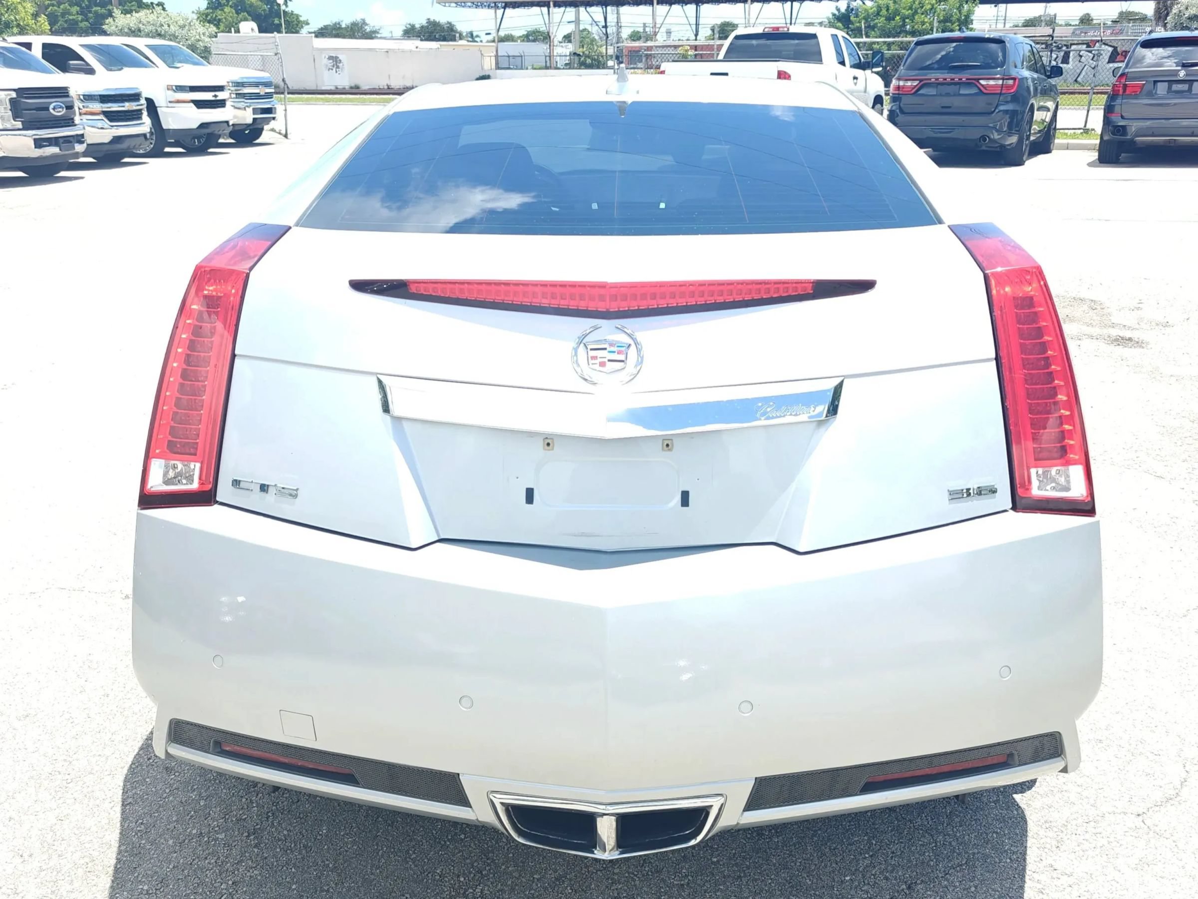 Used 2013 Cadillac CTS Coupe RWD image 6