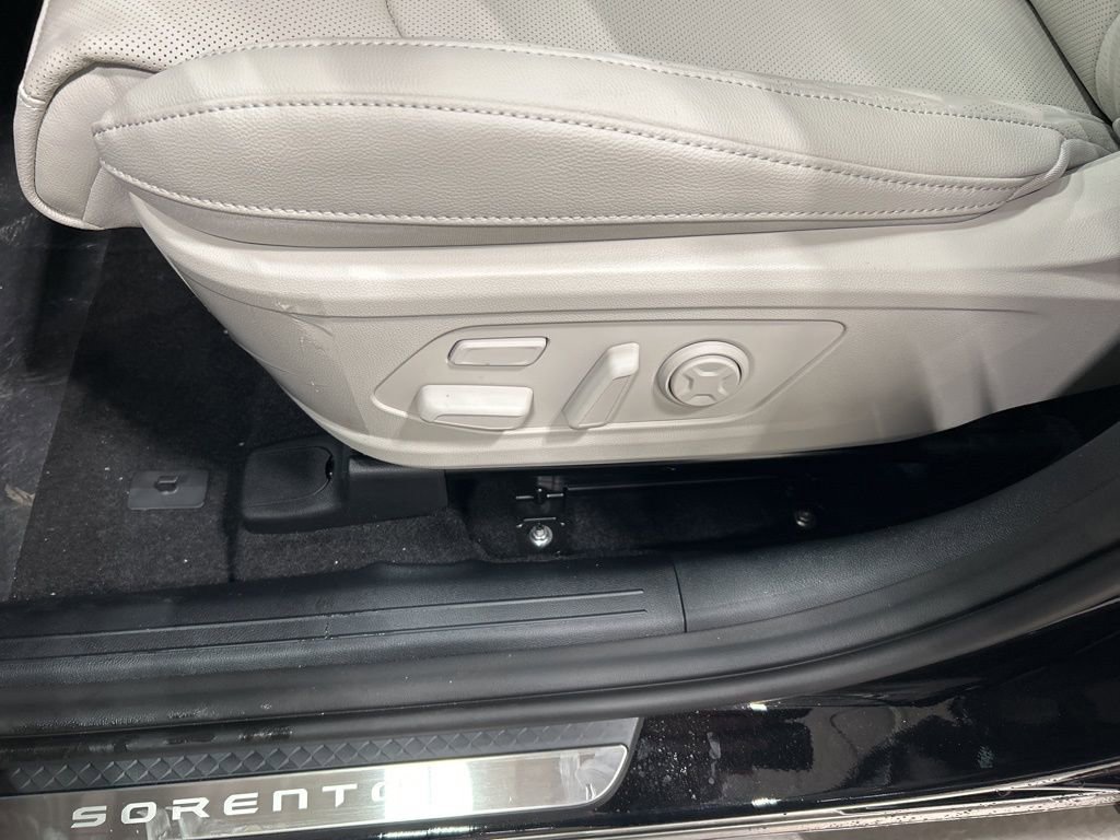 New 2026 Kia Sorento SX Prestige AWD/4WD image 11