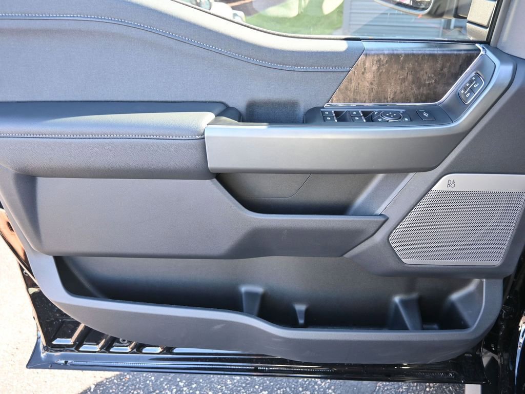 New 2026 Ford F250 Lariat w/ Black Appearance Package image 13
