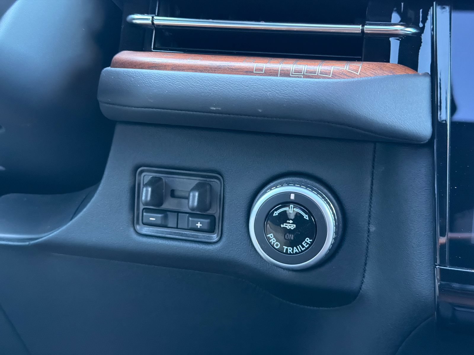 New 2026 Lincoln Navigator Black Label AWD/4WD image 30